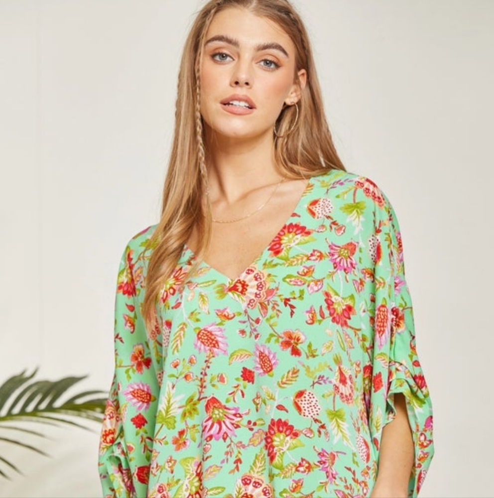 Emily Wonder blouse/top